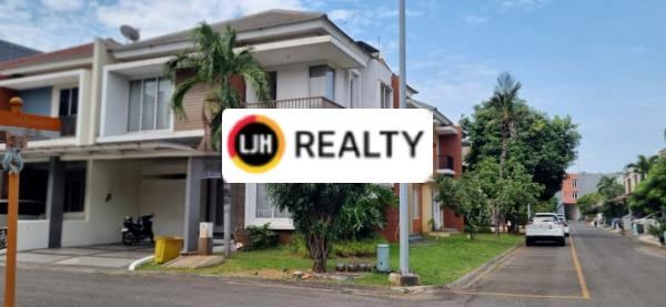 RUMAH HUK DI CLUSTER RIVIERA GARDEN AREA KELAPA GADING