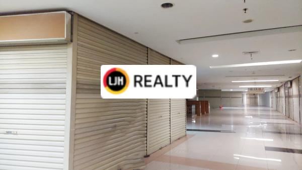 Kios Hoek di BSD Junction