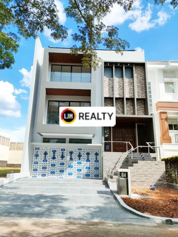 Rumah Baru Bangunan Mandiri di Cluster Scarlet The Spring Gading Serpong