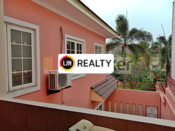 Dijual Rumah Dalam Cluster Style Classic Di Kota Wisata - Cibubur