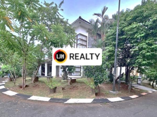 Dijual Rumah Hoek Depan Taman Cluster Di Legenda Wisata - Cibubur