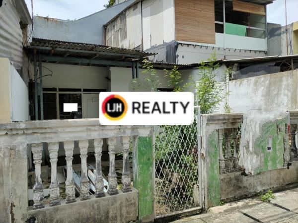 RUMAH TUA HITUNG TANAH DI BCS KELAPA GADING LUAS 5x15