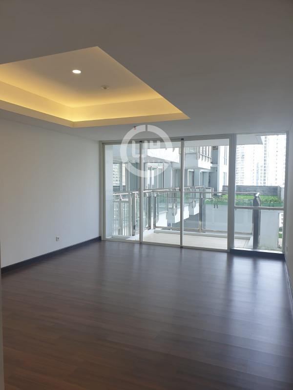 APARTEMEN SPRINGHILL ROYAL SUITES TYPE DELUXE 2 LANTAI AREA KEMAYORAN