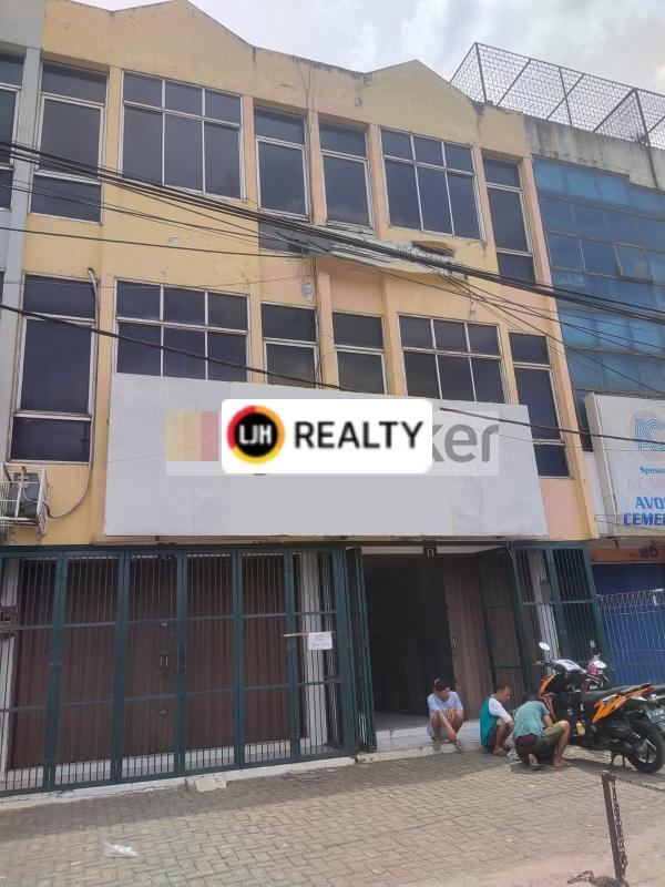 Ruko Gandeng di Jl Raya Serpong km 8 Tangerang Selatan