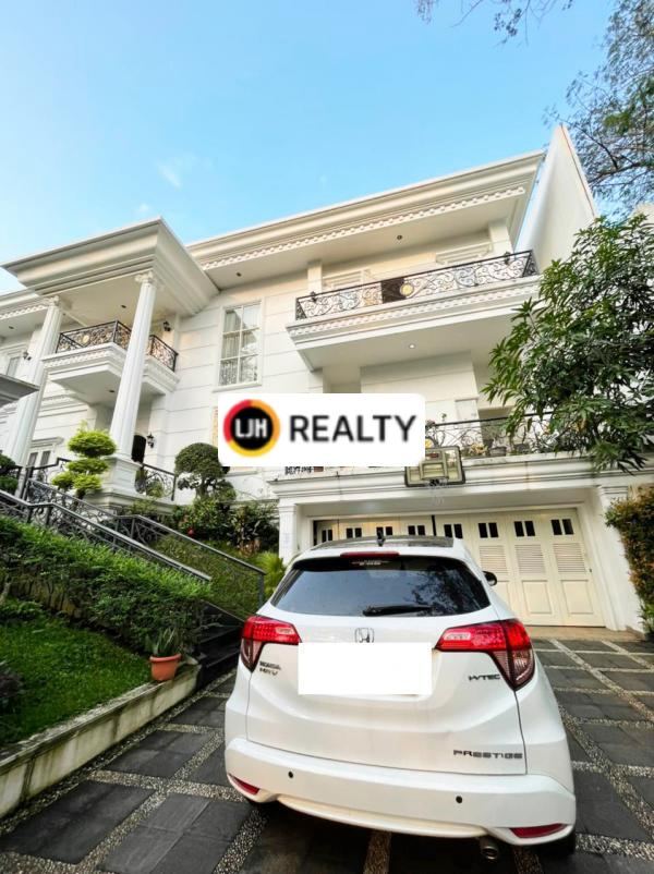 Dijual Rumah Mewah Taman Tirta Golf BSD City
