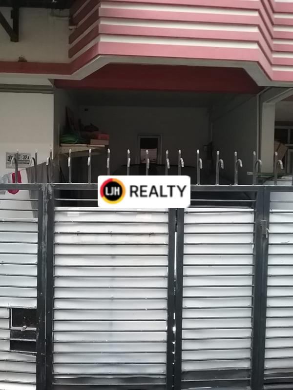 RUMAH Hoek Full Furnished lokasi Nyaman di Tanjung Duren, Jakarta Barat
