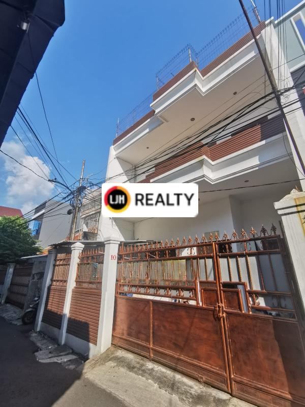 Rumah Siap Huni dan Terawat lokasi Nyaman di Cideng, Jakarta Pusat