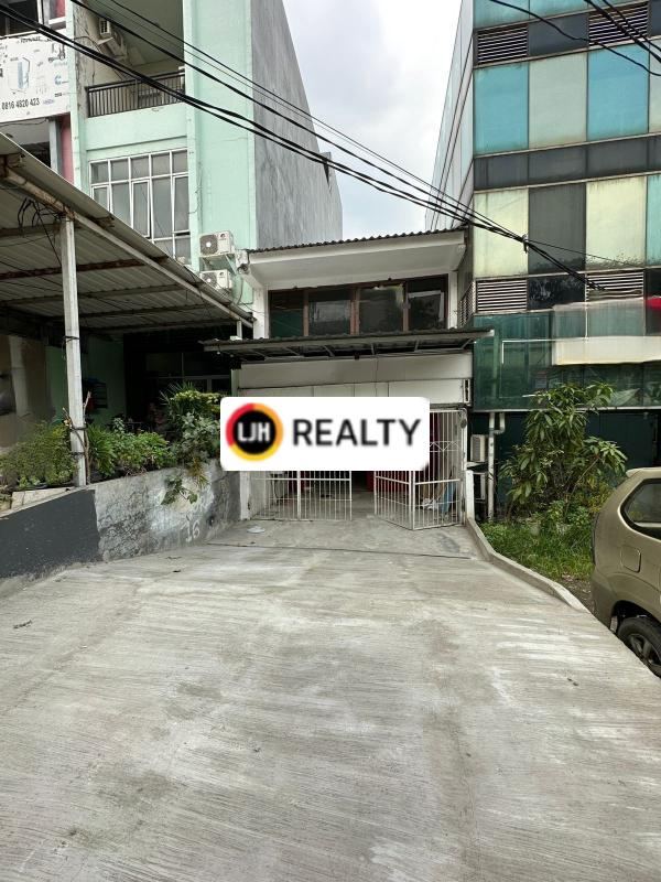 RUKO DI JALAN DANAU SUNTER UTARA AREA TANJUNG PRIOK JAKARTA UTARA 