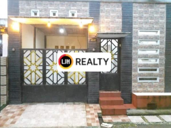 Rumah Modern di Flamboyan Garden  Tangerang 
