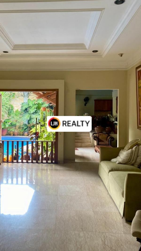RUMAH BANGUNAN 2 LANTAI LENGKAP DENGAN KOLAM RENANG DALAM KOMPLEKS BUKIT CINERE INDAH 