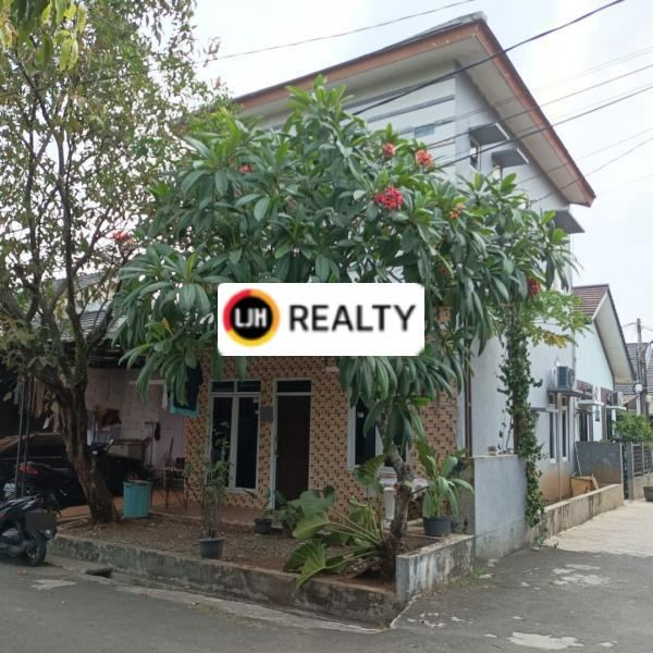 RUMAH BANGUNAN 2 LANTAI SIAP HUNI DALAM KOMPLEKS CINERE HIJAU RESIDENCE 