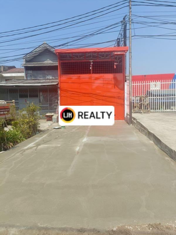 Gudang Cengkareng JORR Barat  Jakarta Barat 