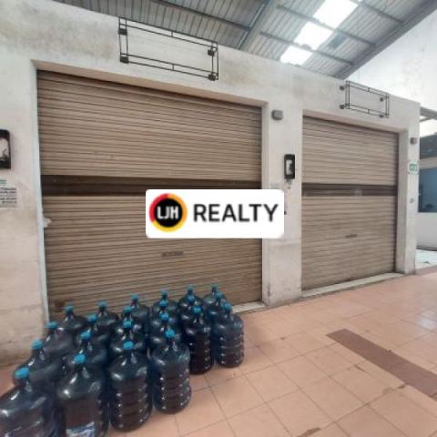 Kios Hook Pasar Modern Grand Wisata Bekasi