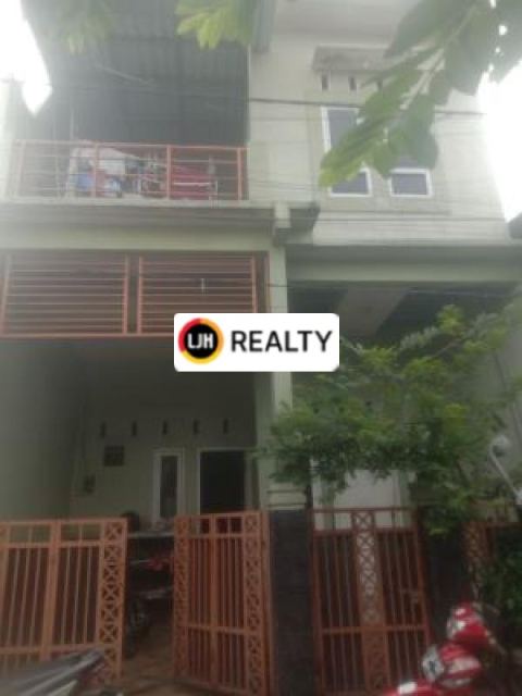 Rumah di Griya Mustikasari