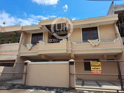 Rumah di Janur Elok kelapa Gading Ukuran 11x17 m2 
