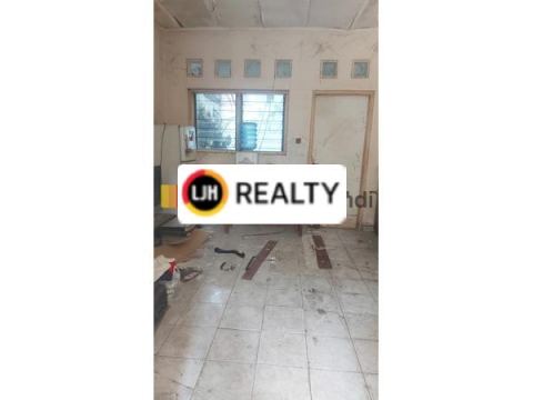 Rumah di Oliander Graha Padma Semarang