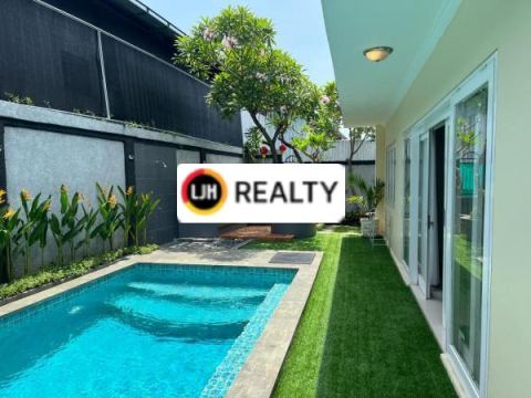 4 Bedrooms Monthly Rental Villa in Kuta, Badung. Close to Warung Laota Tuban.