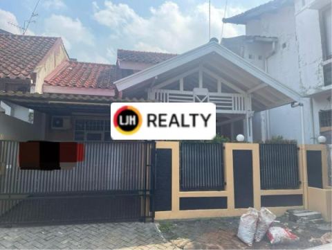 Disewakan Rumah Luas di Jatibening Estate Bekasi 