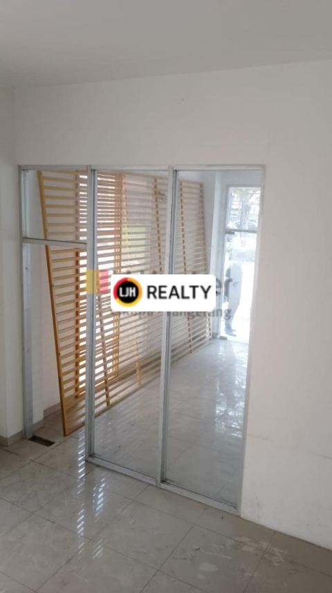 Di Sewa Apartemen Dekat AEON Mall