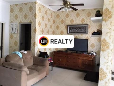 Rumah 2 Lantai 3 kamar Tidur Luas Tanah 84 m2 Full Renoavasi Cluster Le Jardin Lippo Cikarang Bekasi 