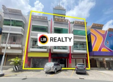 Ruko 3 Unit Gandeng Di Komplek Ruko Nagoya Hill