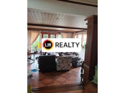 Rumah di Potrosari Srondol Kulon Semarang