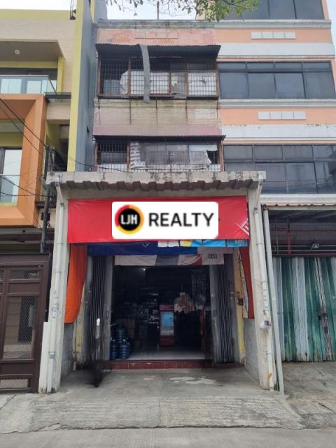Ruko Area Komersil di Roxy, Jakarta Pusat