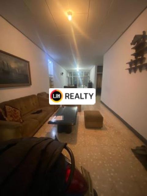  Rumah 2 Lantai Siap Huni 4 Kamar Tidur, Luas 170 M2 Akses Dekat Fasilitas Umum Kota Bandung