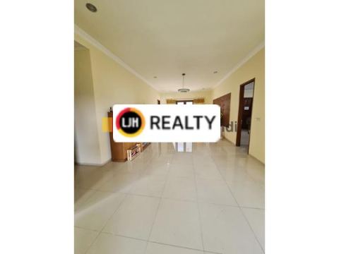 Rumah di PERUM JATI INDAH PEJATEN Kudus Jawa Tengah