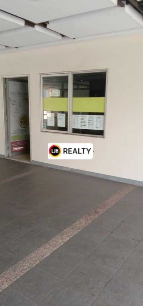 Ruang Usaha di Apartemen Jakarta Residence Thamrin City Cocok Untuk Usaha atau Kantor 