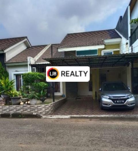 Rumah Full Furnished, Lingkungan Asri, di Grand Wisata