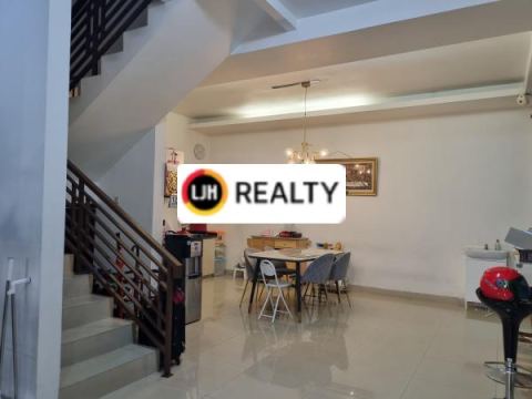 Rumah 2.5 Lantai Bagus dan Nyaman di Tomang Jakarta Barat