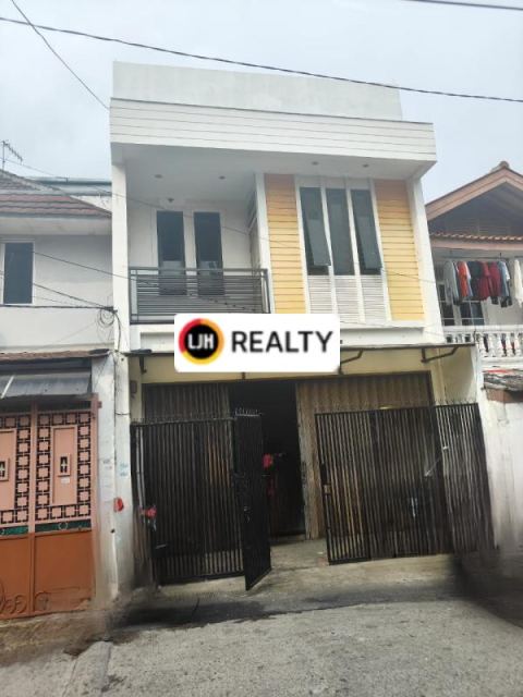 Rumah Lokasi Strategis di Kebon Jeruk Jakarta Barat