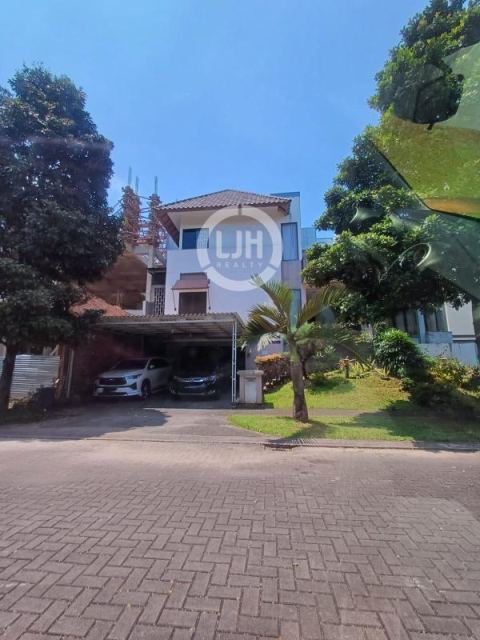 Dijual Rumah Mewah Cluster Heliconia De Park BSD City