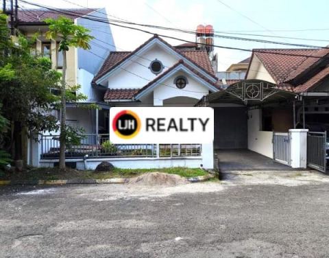 Rumah Tinggal Nyaman Siap Huni Di Jl. Batununggal, Bandung