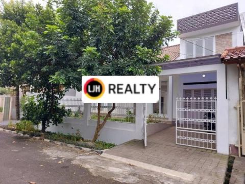 DISEWAKAN RUMAH BAGUS SIAP HUNI DI BUKIT CINERE INDAH