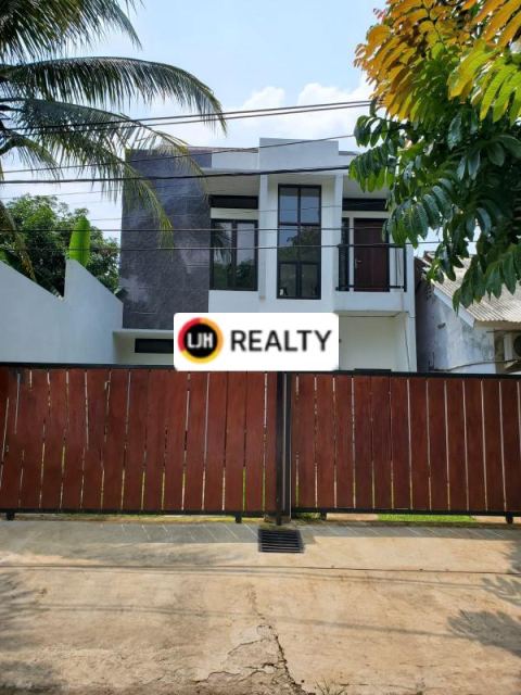 Rumah Bumi Puspitek Asri Pagedangan Kab Tangerang