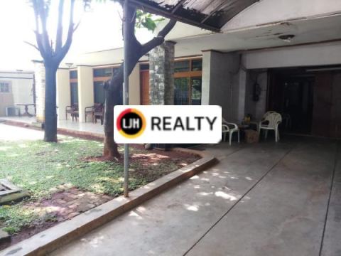 Rumah  strategis di jakarta selatan