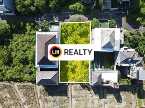 6 Are Land with Beach View in Ketewel, Gianyar. Close to Dyatmika School.