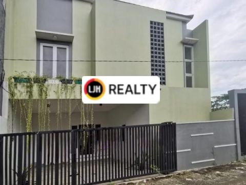 Rumah Baru Minimalis 2 Lantai Baturan Fajar indah
