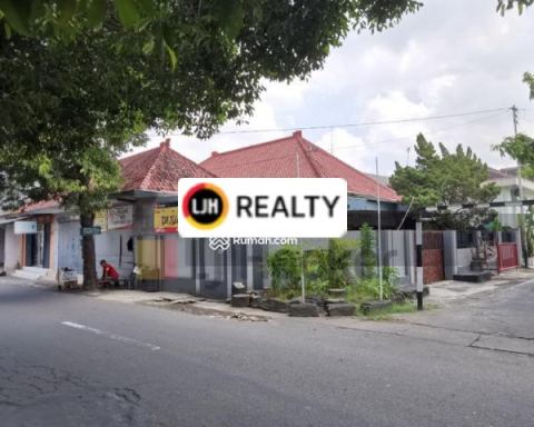 Rumah dan toko siap pakai di pinggir jalan, Gandekan Jebres Solo