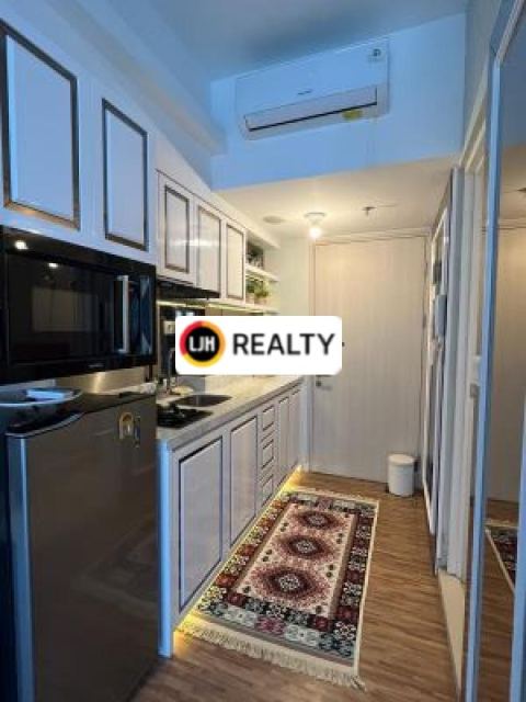 Apartment siap huni studio full furnish depan Sumarecon Mall Bekasi, samping Binus, Al Azhar, Penabur akses tol bekasi barat