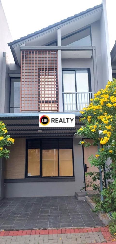 Rumah Modern Minimalis Dalam Cluster Di Legenda Wisata - Cibubur