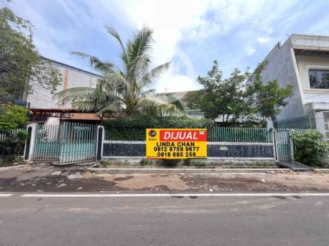 Rumah Luas 2 Lantai Siap Huni di Cempaka Putih, Jakarta Pusat