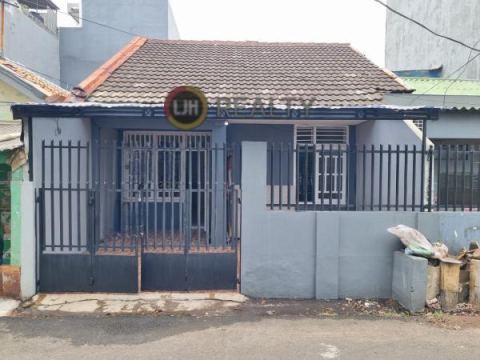 Rumah Siap Huni Lokasi Strategis di Tomang Jakarta Barat