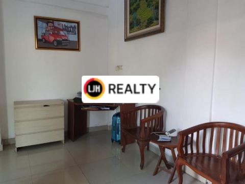 House In Residential Area Ubung, Gatot Subroto Barat, Close To MItra 10, Gosha Kitchen, Dalung and Canggu
