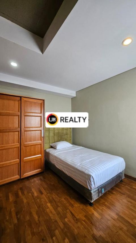 Beautiful 3 Storey Villa In Kerobokan, Kuta Utara, Close To Canggu And Seminyak