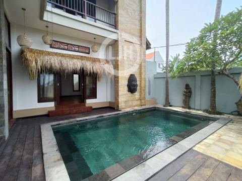 Villa leasehold with 2 bedrooms at Canggu Pererenan, strategic location only 8 minutes to Pererenan Beach