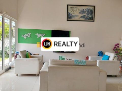 Rumah di Srinindito Raya Semarang
