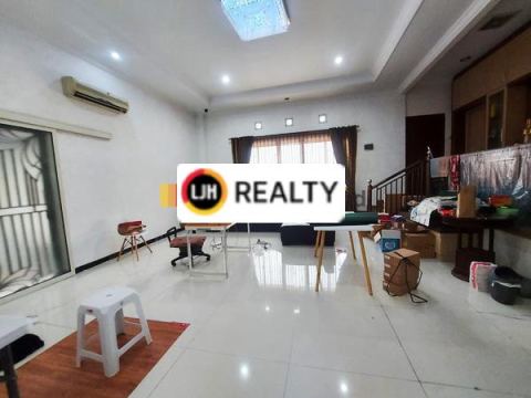 Rumah di Permata Pelangi Pondok Hasanudin Semarang